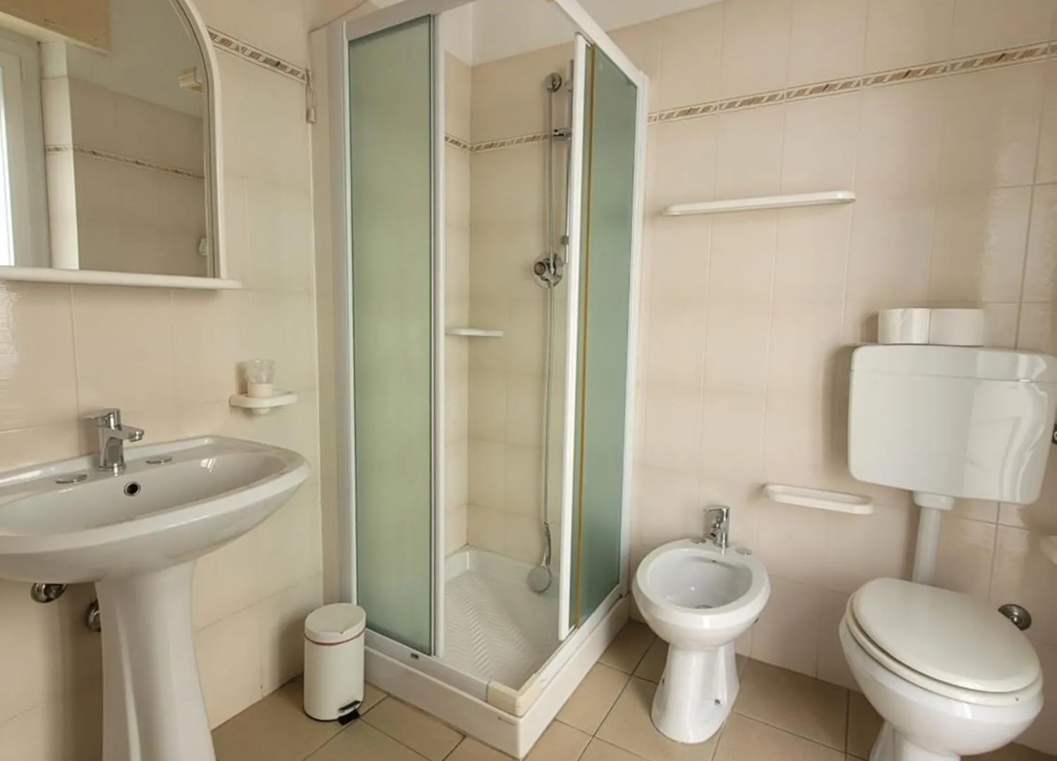 Guest house Affittacamere La Zattera Lido di Camaiore